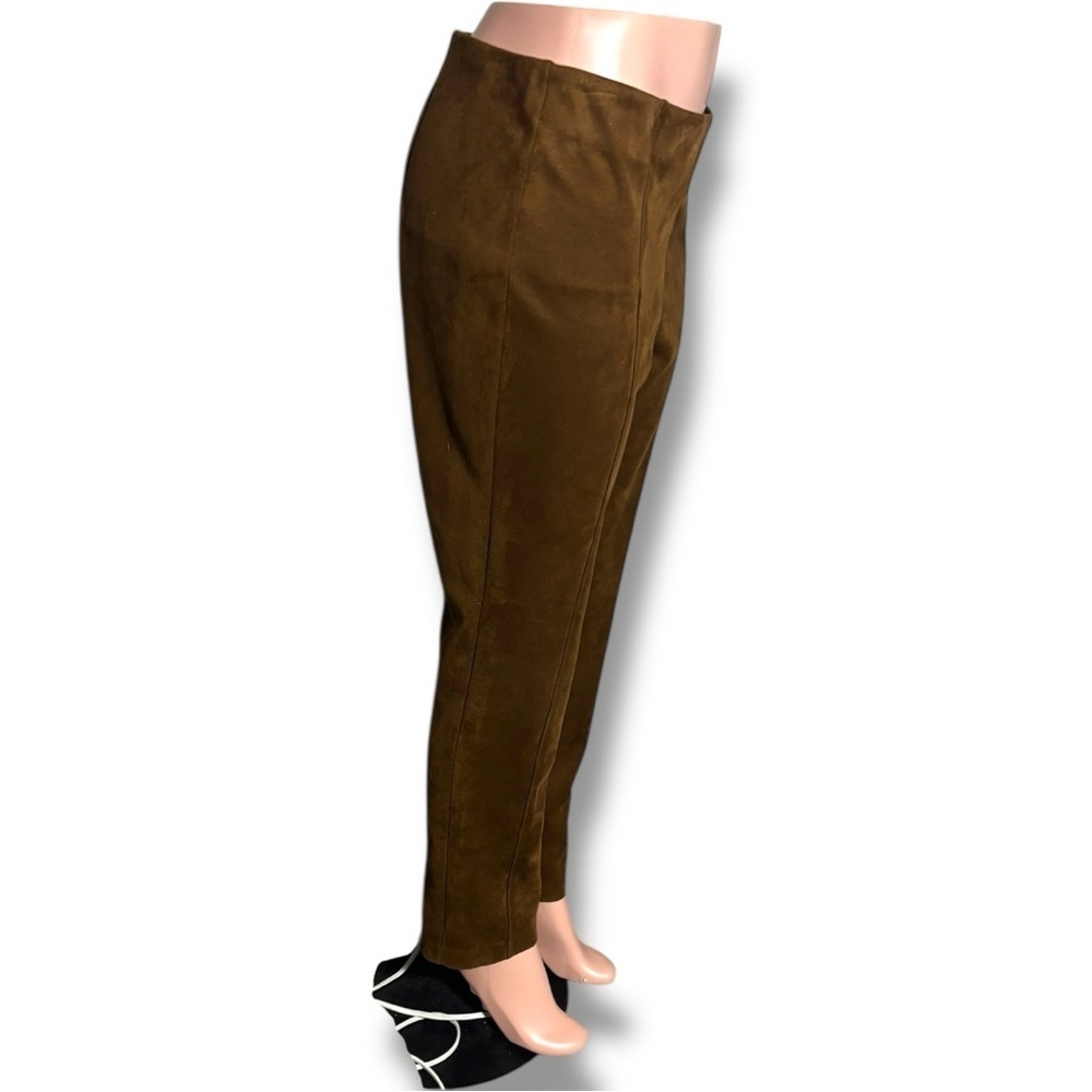 Rafaella Chic Tan Women's Straight Leg Cropped Faux Suede No Closure Pants - Picture 3 of 16